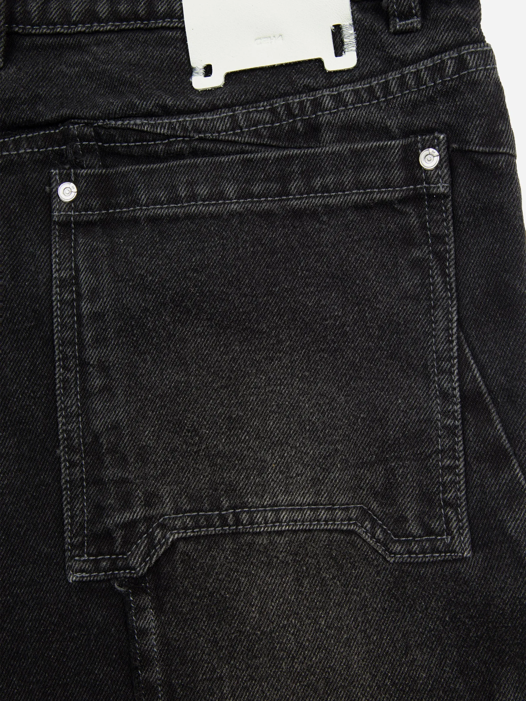 005 - Stagger Streamline Arch Raw Edge Jeans