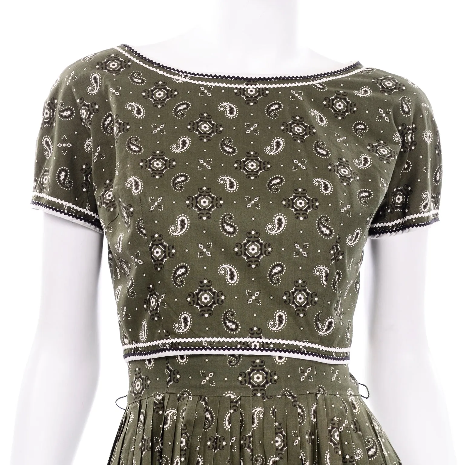 1960s Gay Gibson 2 Piece Summer Dress in Green Cotton Print