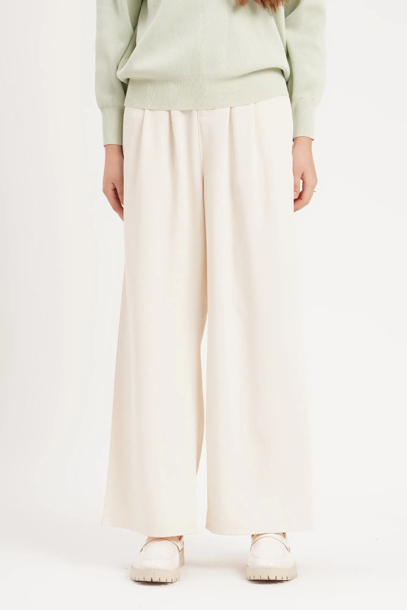 Dress Code Wide Leg Pleated Trousers