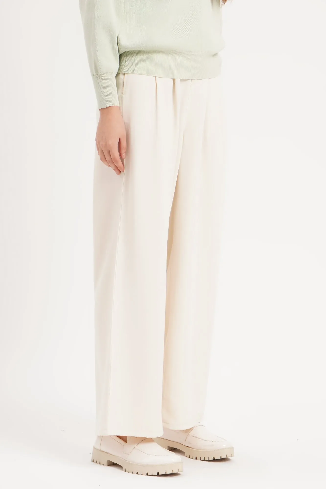 Dress Code Wide Leg Pleated Trousers