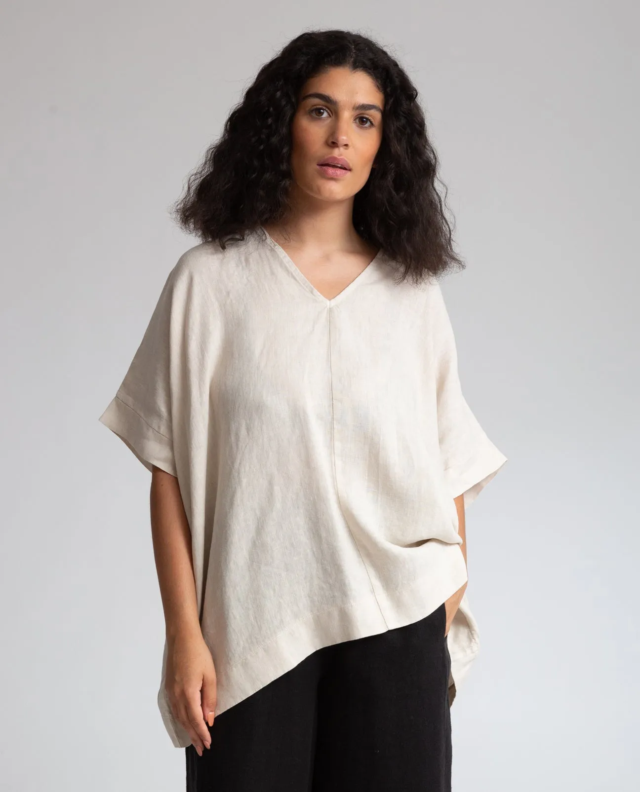 Leonor Linen Top In Bone