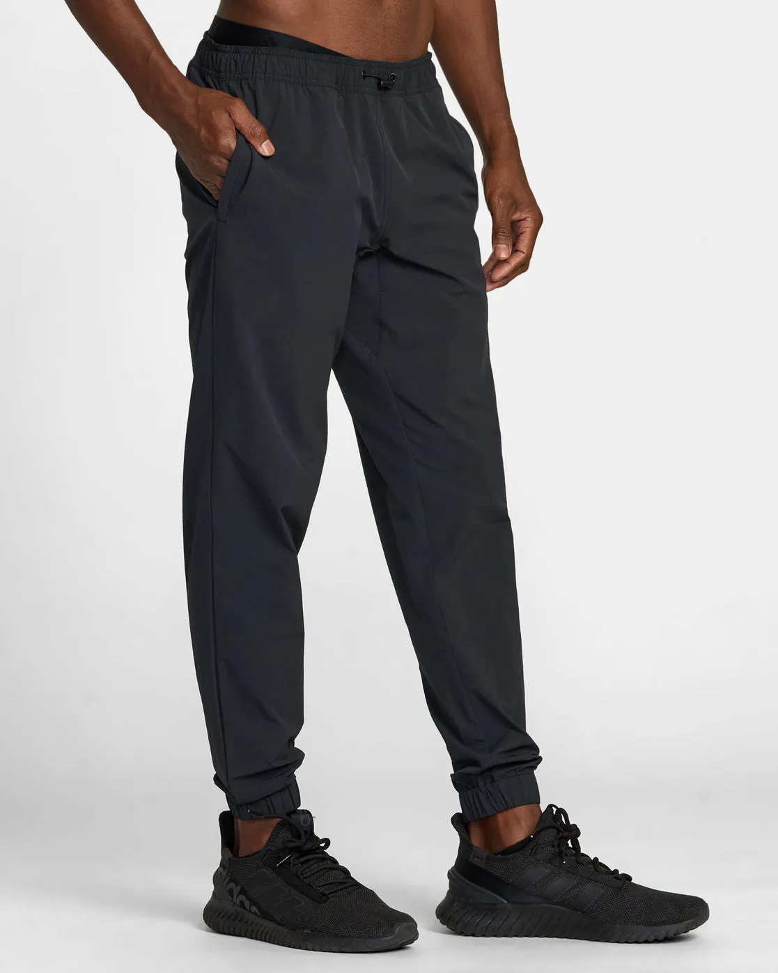 Spectrum Tech Slim Fit Pants - Black