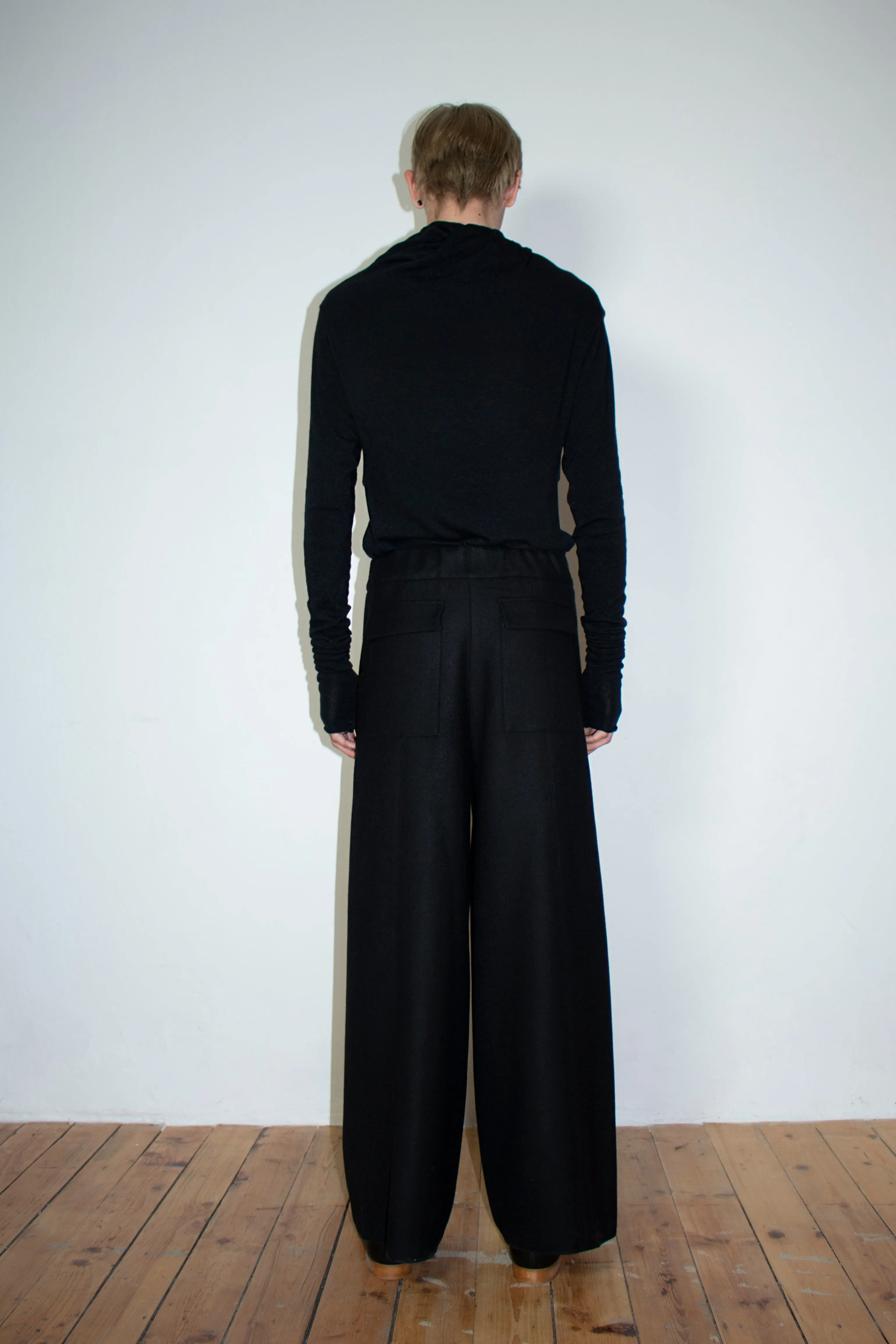 Wide one-seam wool trousers