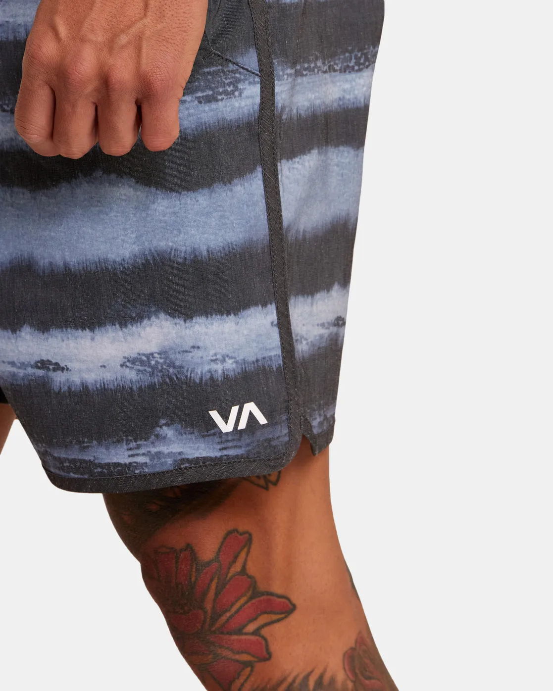 Yogger Hybrid 17 Athletic Shorts - Furry Stripe Midnight