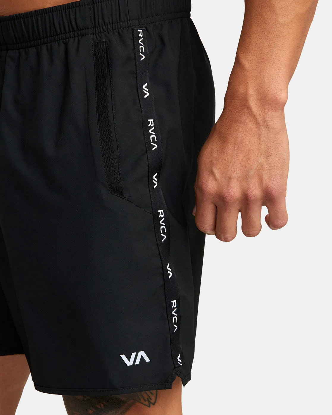 Yogger IV 17 Athletic Shorts - Black Black