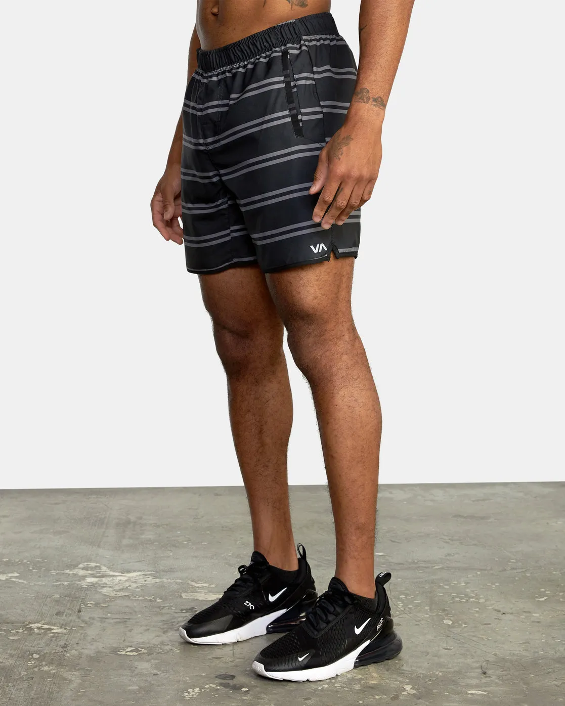 Yogger IV 17 Athletic Shorts - Black Stripe