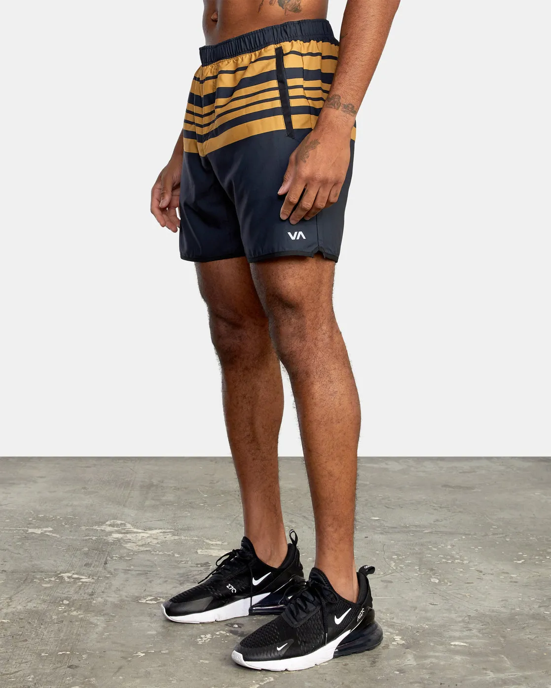 Yogger IV 17 Athletic Shorts - Goldsmith Stripe