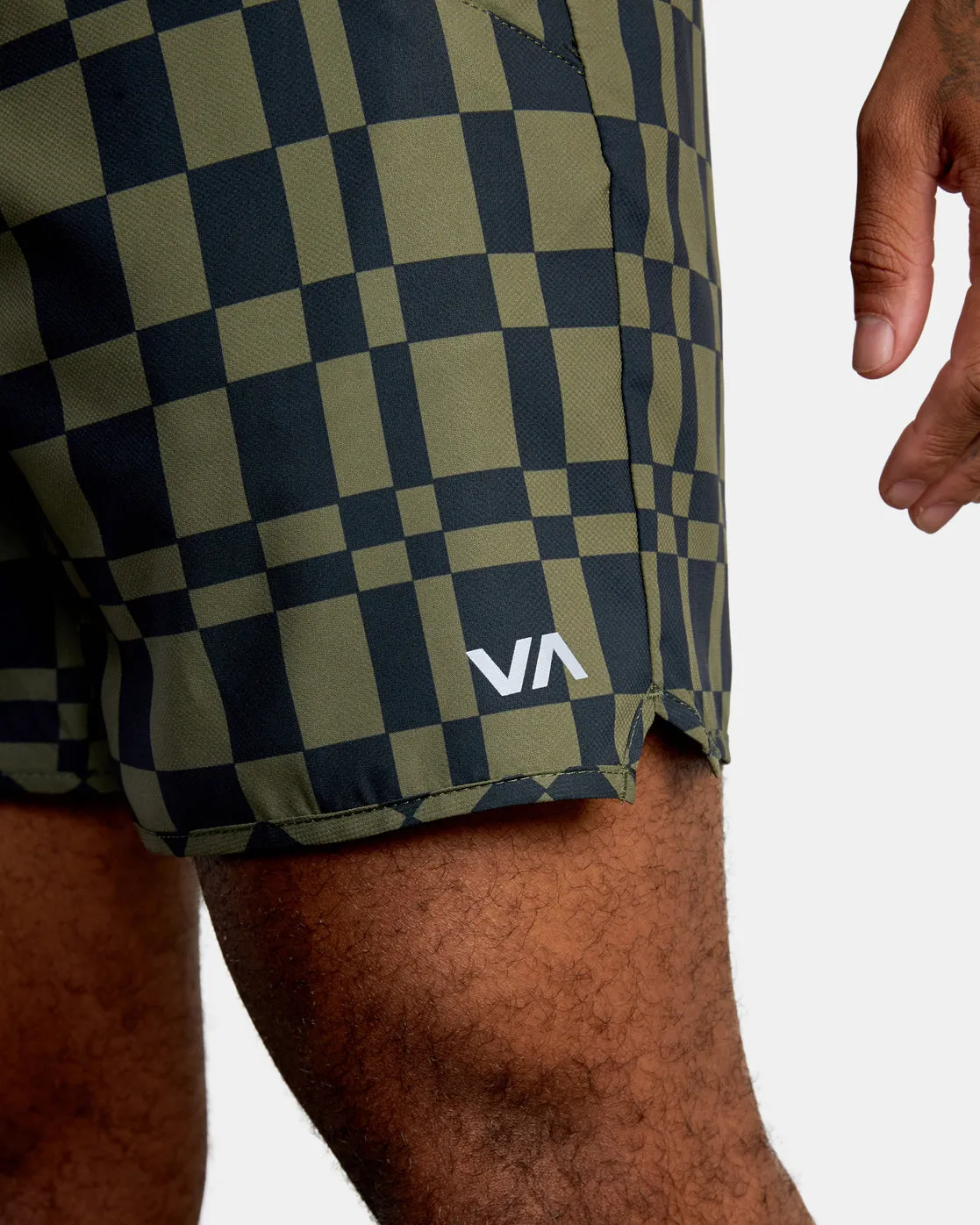 Yogger IV 17 Athletic Shorts - Grid Trip Olive